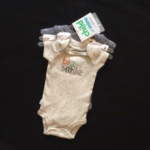🧡NWT Set of 3 Preemie Bodysuits🧡